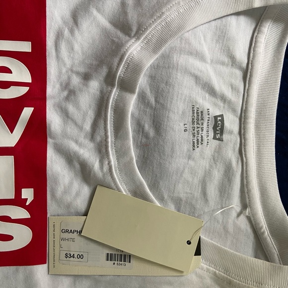 Levi’s crop logo t shirt LARGE - Picture 2 of 4